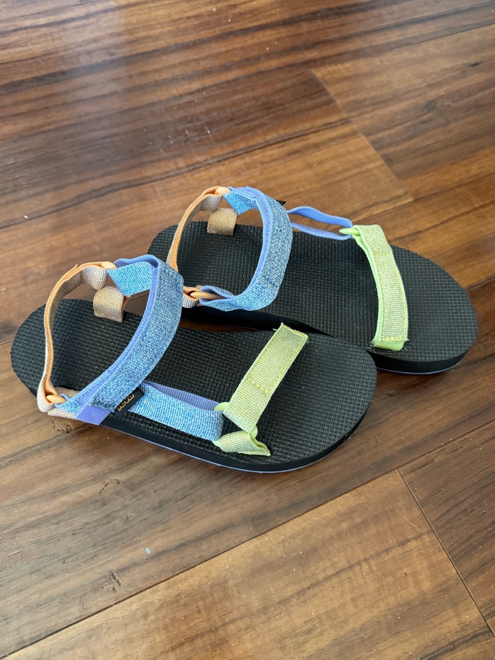 Teva Women's Multi-Color Sandals Size 4